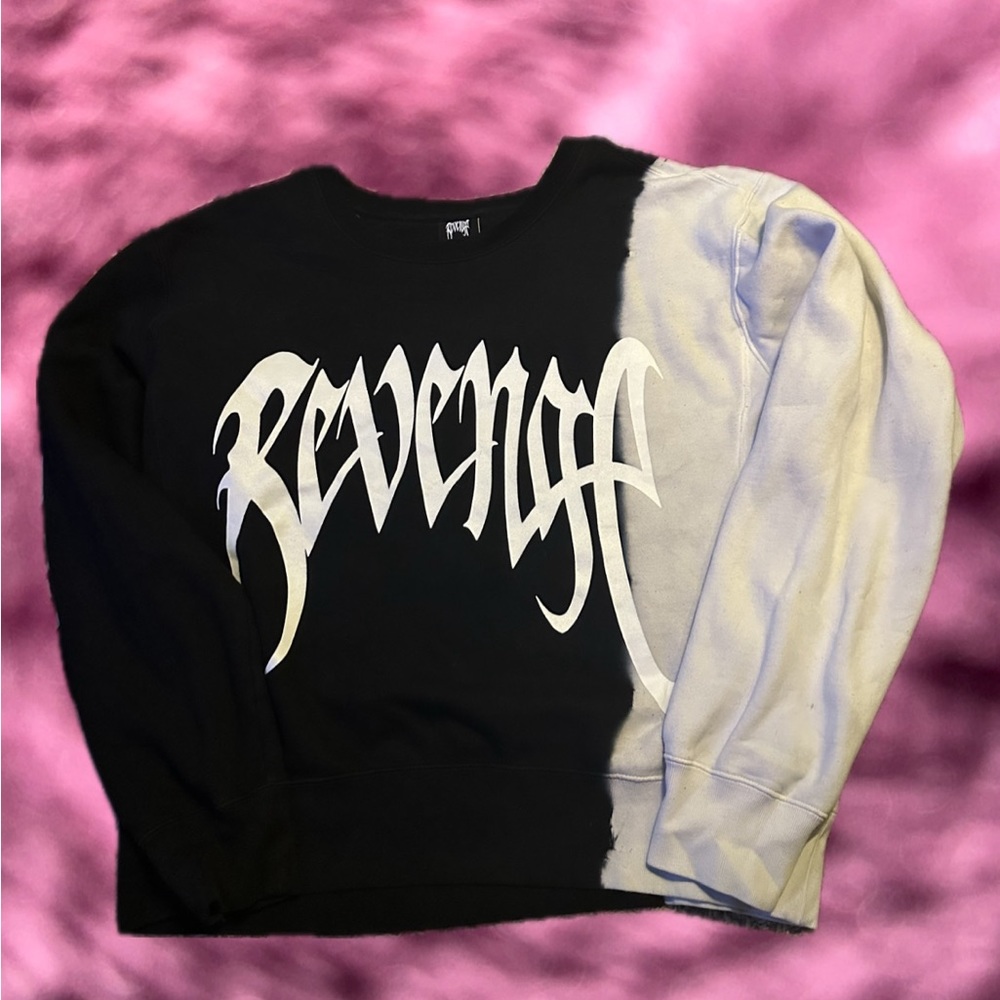 Men's Revenge crewneck. 2 color way. White & black.